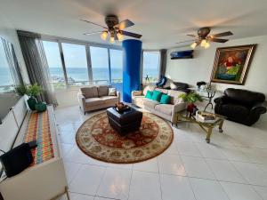 Bay%20View%203%20Bedroom%20Apartment%20for%20Rent%20%20PH%20La%20Ensenada
