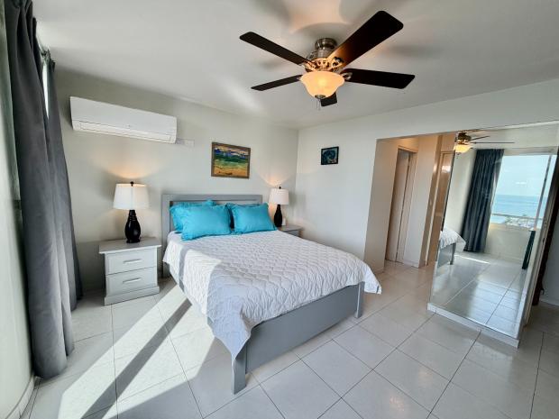 Appartement de 3 Chambres avec Vue sur la Baie à Louer PH La Ensenada