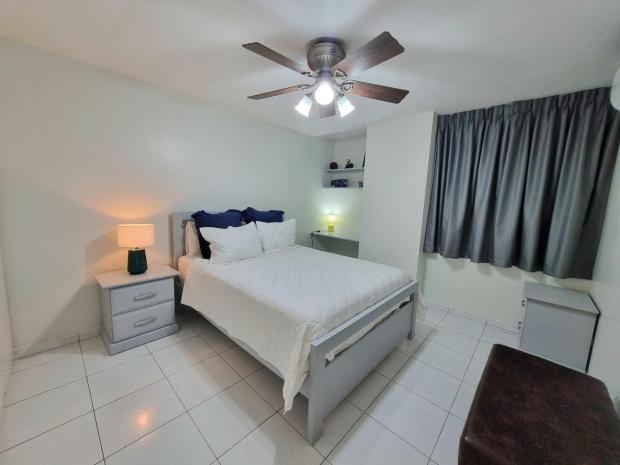 Appartement de 3 Chambres avec Vue sur la Baie à Louer PH La Ensenada