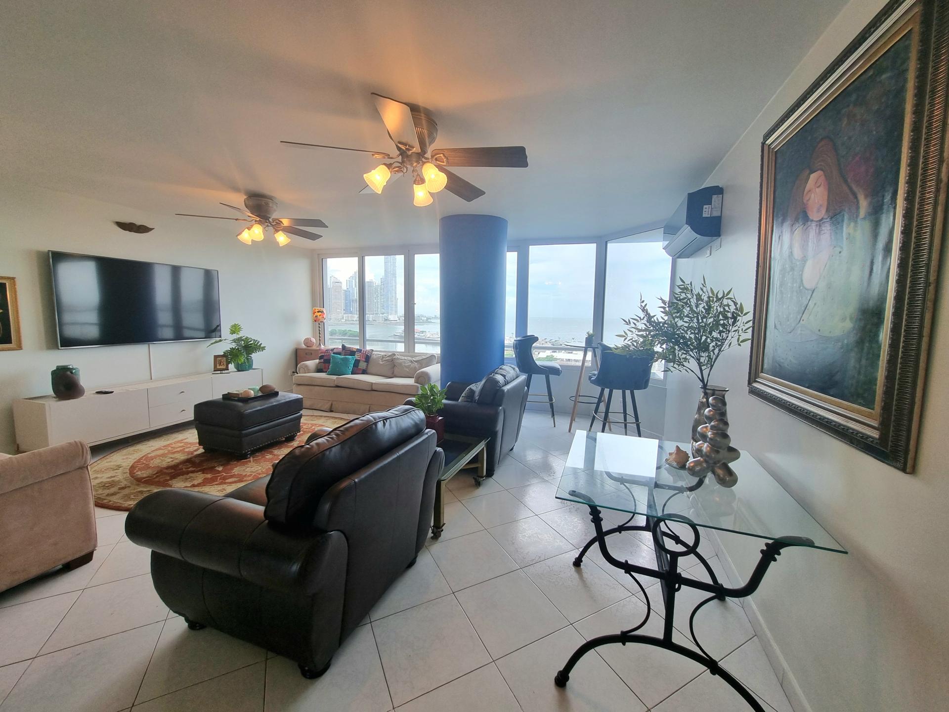 LA ENSENADA 7B AV. BALBOA, 2, BEDROOMS, 3 BATHROOMS, VIEWS OF THE BAY, IN FRONT OF CINTA COSTERA