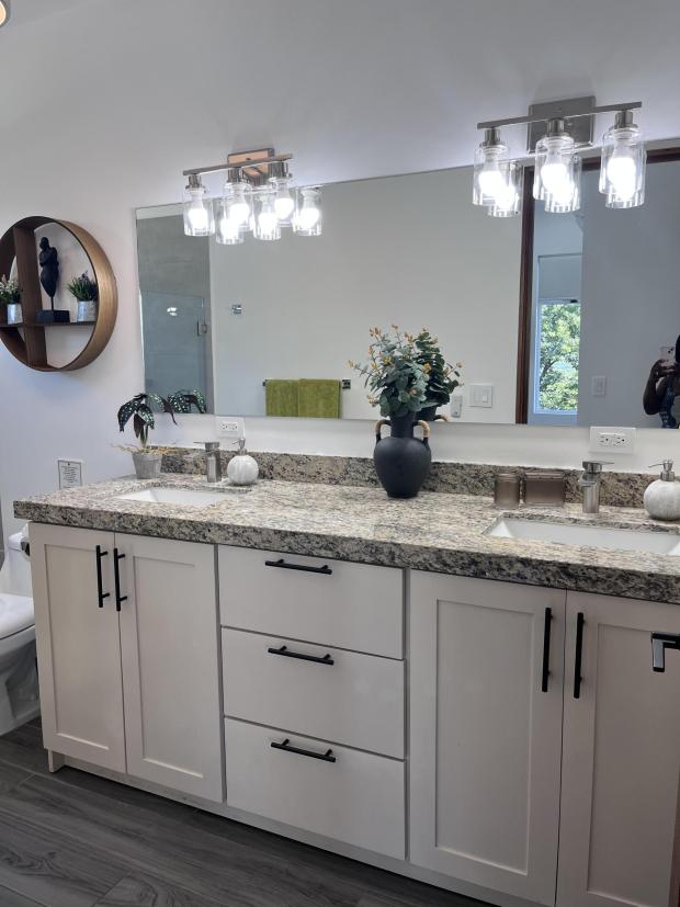 Brand New Home 2 Bed 2 Bath! CLOSE TO BEACHES