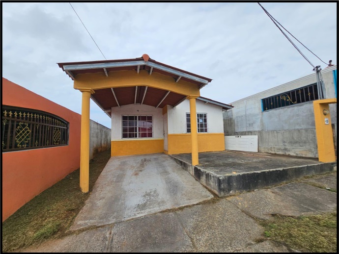 ARRAIJÁN, CASA EN RESIDENCIAL LA CONSTACIA