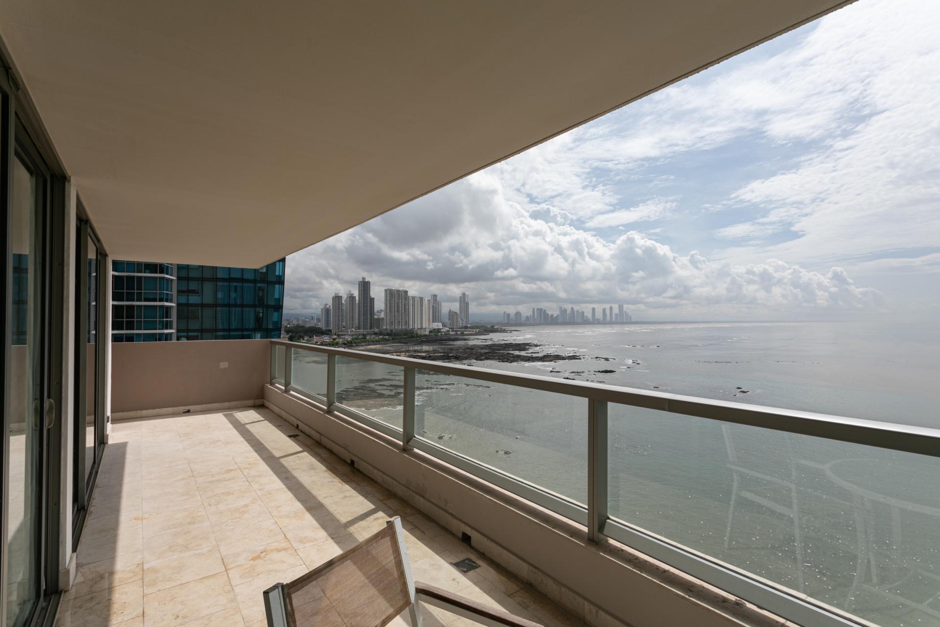 The Ocean Club Tower (TOC) 1008