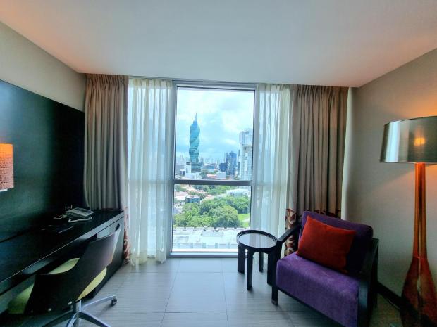 MEGAPOLIS HOTEL , DELUXE ROOM  WITH CITY VIEW, 2 BED,  AVENIDA BALBOA, PANAMA