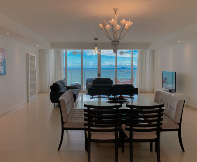 WATERS ON THE BAY - AVENIDA BALBOA - HIGH FLOOR WITH OCEAN VIEW