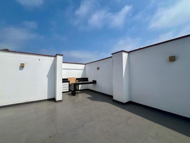 GRAND APPARTEMENT AVEC 3 CHAMBRES ET 2 SALLES DE BAINS À SURQUILLO, LIMA, PÉROU À VENDRE