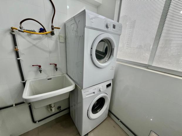 GRAND APPARTEMENT AVEC 3 CHAMBRES ET 2 SALLES DE BAINS À SURQUILLO, LIMA, PÉROU À VENDRE
