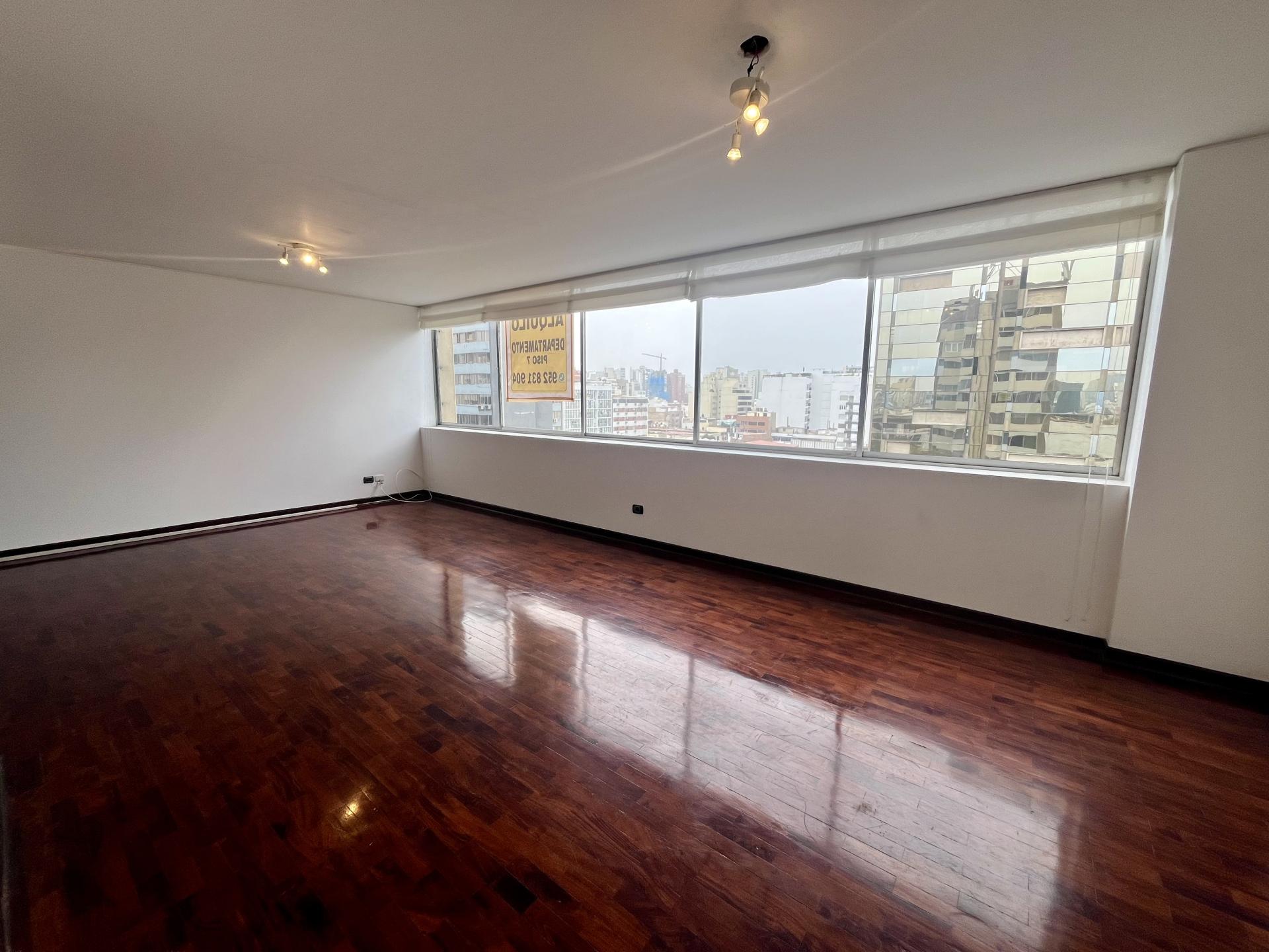 SPACIOUS UNFURNISHED APARTMENT IN MIRAFLORES 2 BEDROOMS 2 BATHS HIGH FLOOR