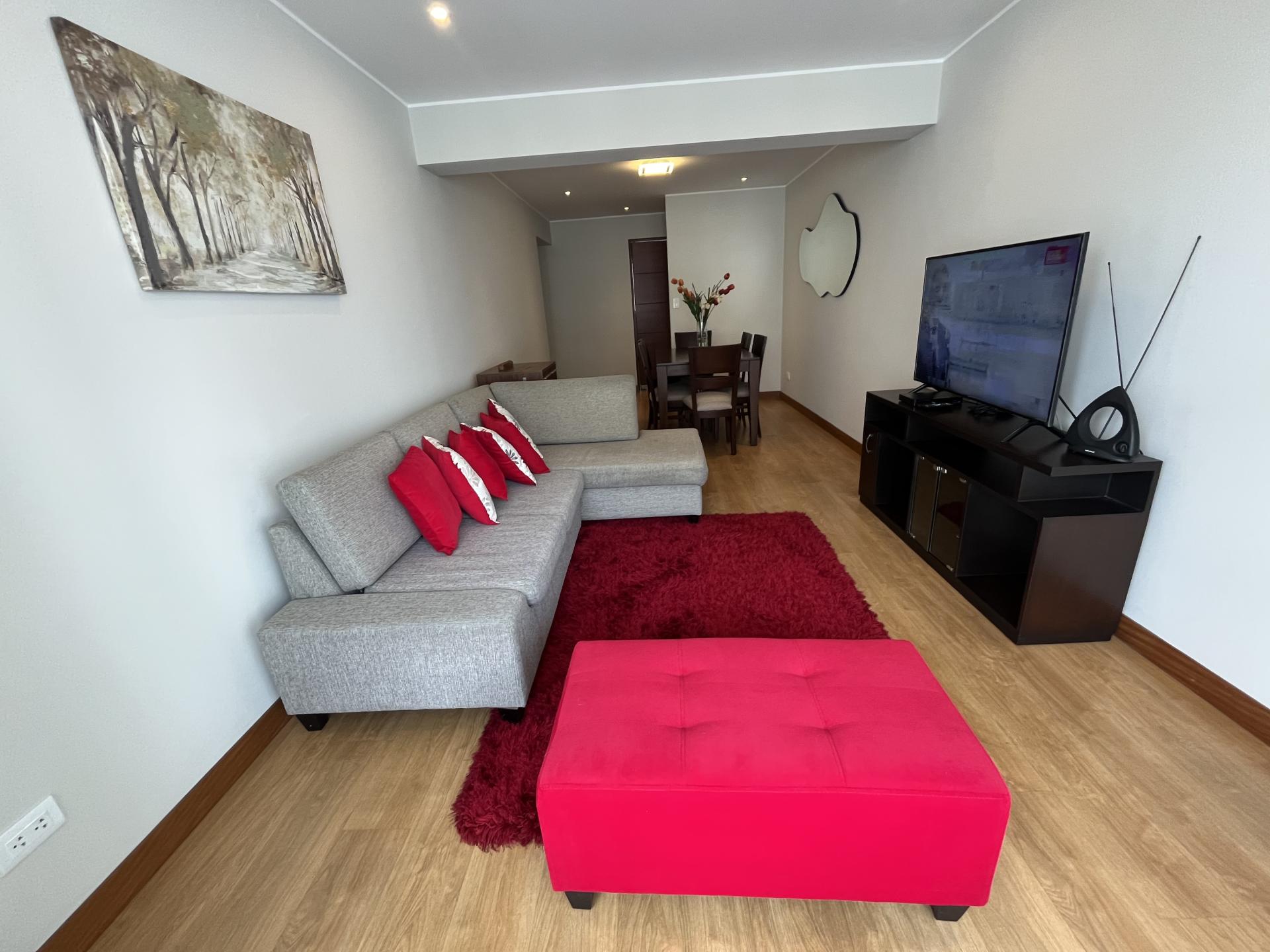 GREAT LOCATION APARTMENT WITH 2BED 2BATHS IN MIRAFLORES WITH BALCONY