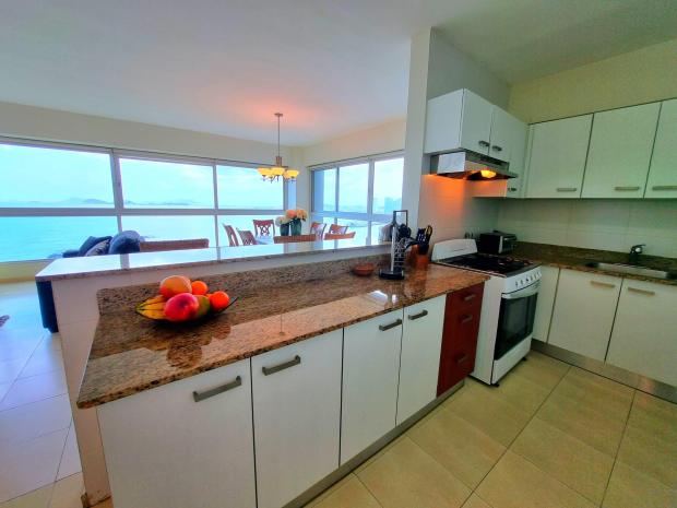 GRAND BAY 1 BED AVE BALBOA PANAMA CITY