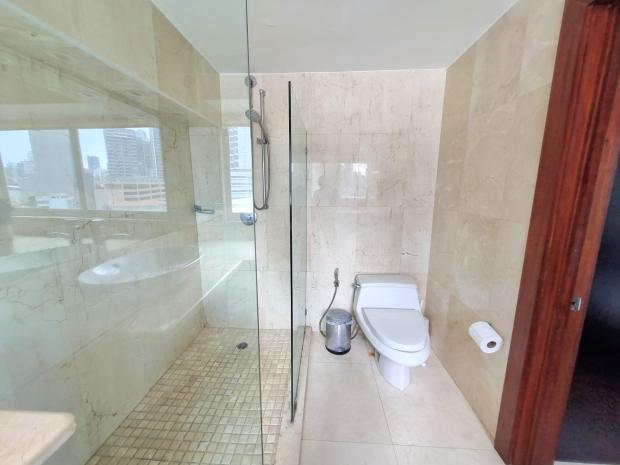 PANAMA CITY IN FRONT OF URRACA PARK GREAT LOCATION VISTA DEL ESTE 2 BDR