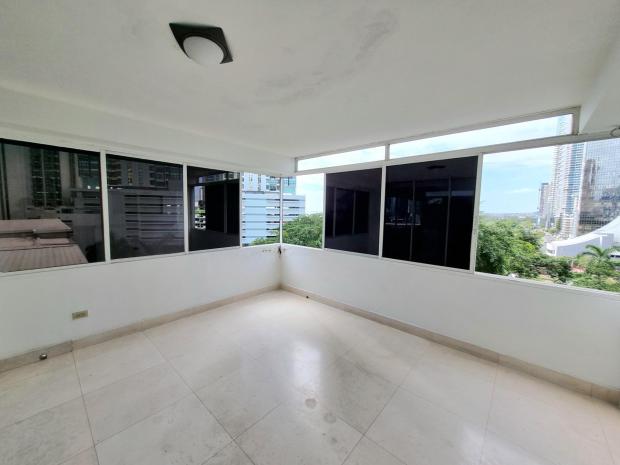 PANAMA CITY IN FRONT OF URRACA PARK GREAT LOCATION VISTA DEL ESTE 2 BDR