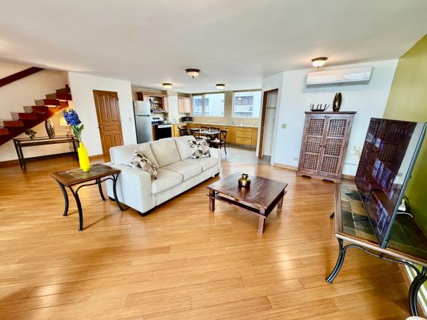 Oceanfront Penthouse at La Gaviota Avenida Balboa Panama