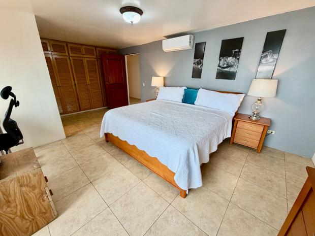 Oceanfront Penthouse at La Gaviota Avenida Balboa Panama