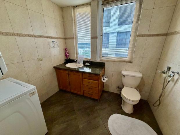 Oceanfront Penthouse at La Gaviota Avenida Balboa Panama