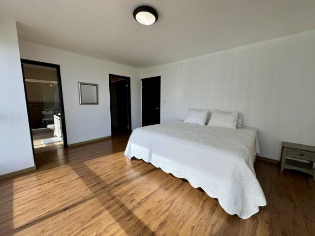 AV. BALBOA,  BAYFRONT TOWER, 1 BDR,  OCEAN VIEW,  ELEGANT DESIGN