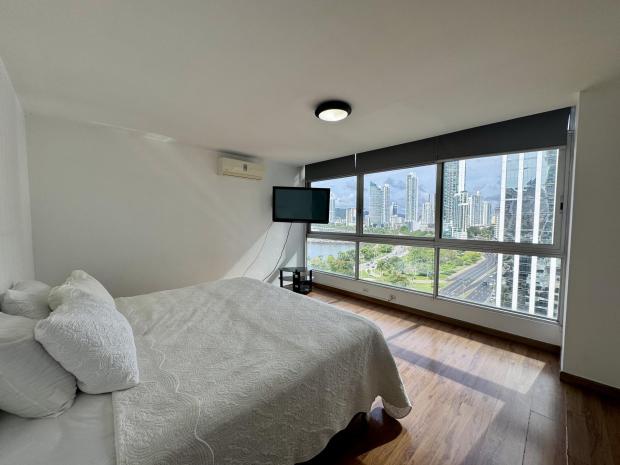 AV. BALBOA,  BAYFRONT TOWER, 1 BDR,  OCEAN VIEW,  ELEGANT DESIGN