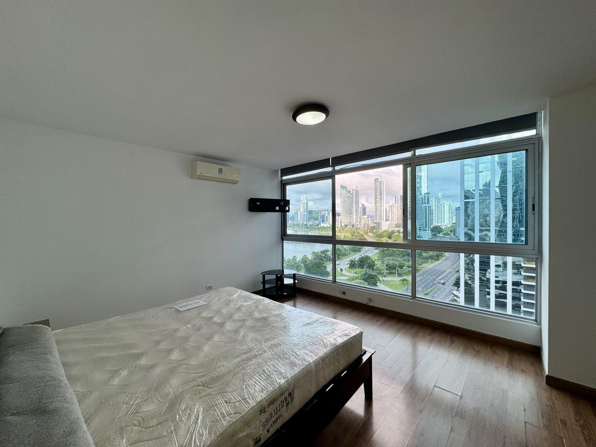 AV. BALBOA,  BAYFRONT TOWER, 1 BDR,  OCEAN VIEW,  ELEGANT DESIGN