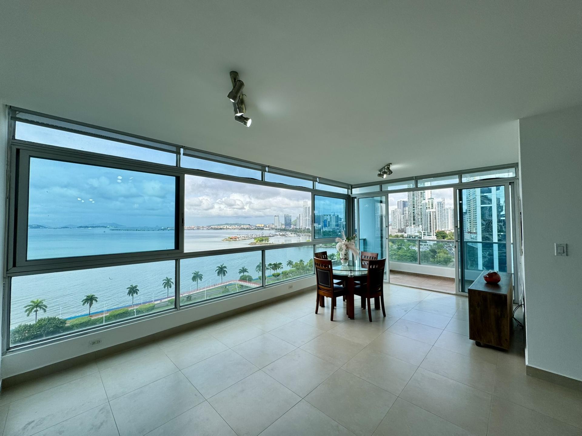 AV. BALBOA,  BAYFRONT TOWER, 1 BDR,  OCEAN VIEW,  ELEGANT DESIGN