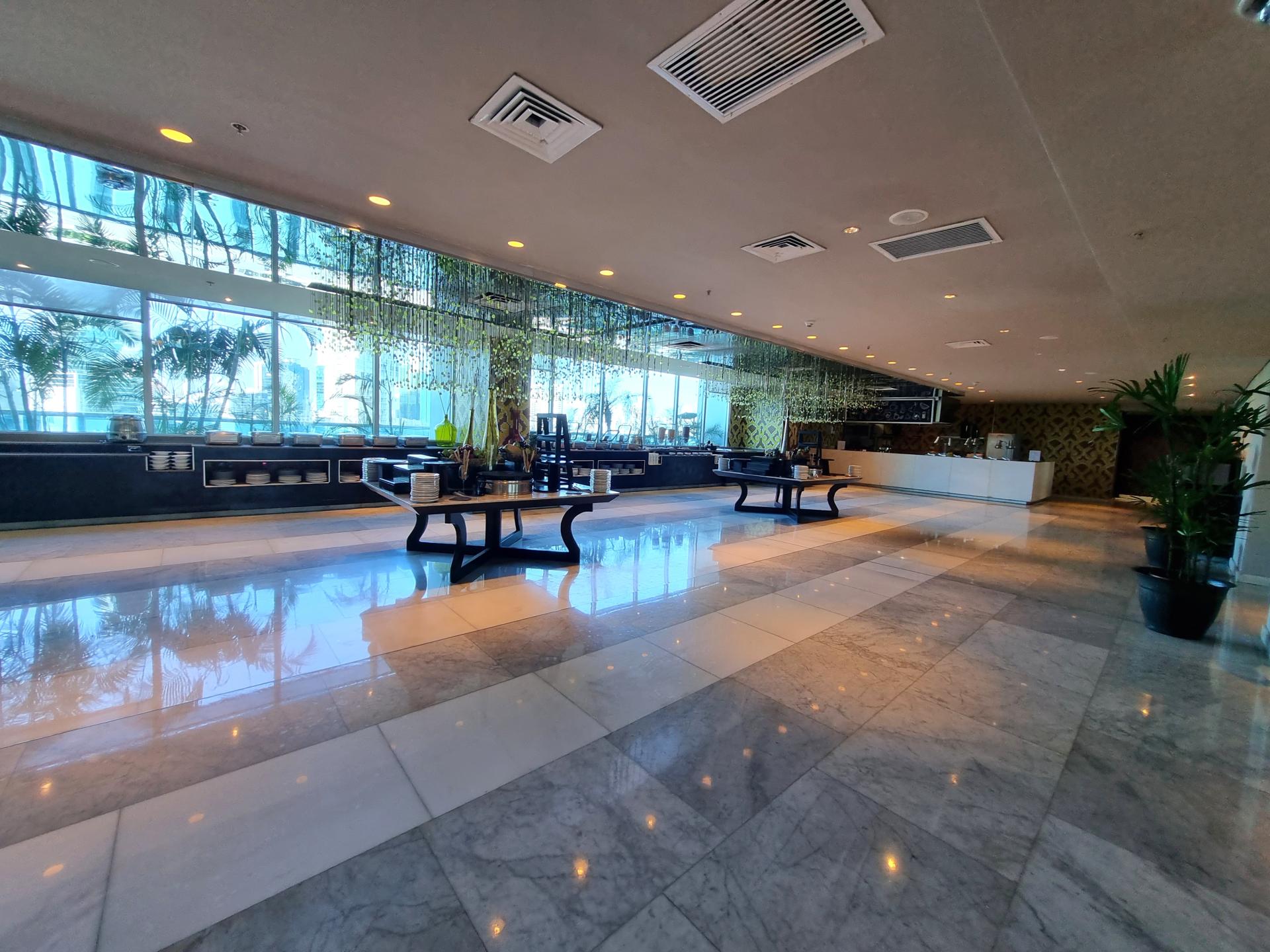 EN VENTA LUJOSA HABITACIÓN HOTELERA CON VISTA A LA CIUDAD