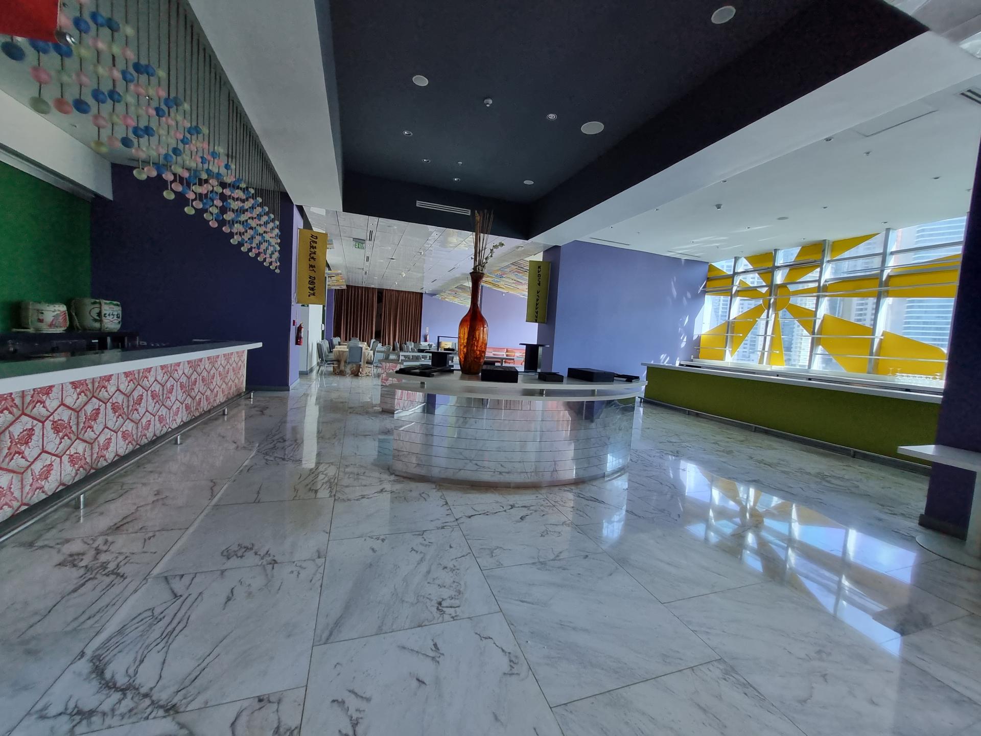 EN VENTA LUJOSA HABITACIÓN HOTELERA CON VISTA A LA CIUDAD