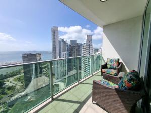 FABULEUX 1 CHAMBRE DEVANT LE PARC URRACA ÉTAGE ÉLEVÉ, VUE MER - PH ALLURE