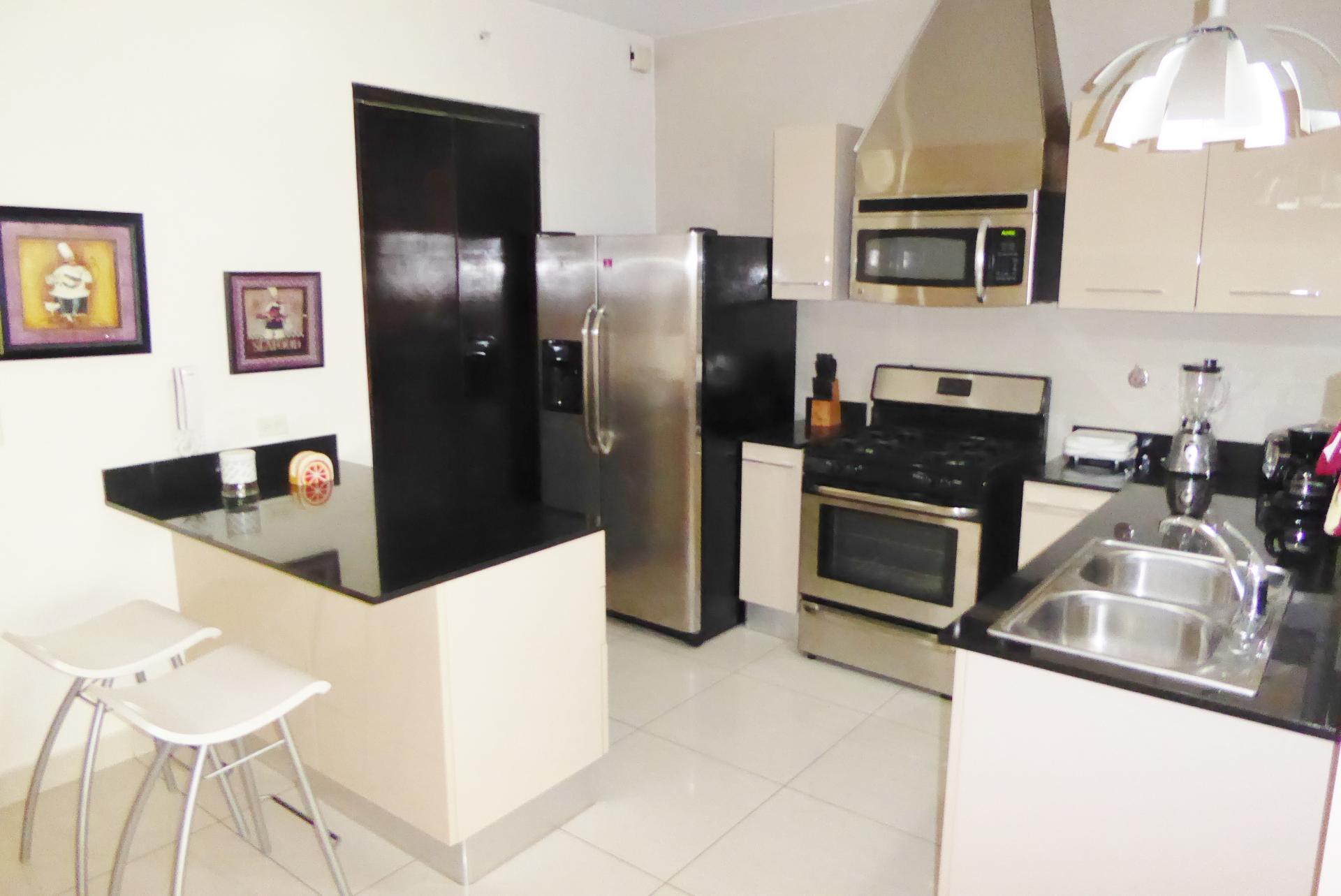 FABULOUS 1BDR APARTMENT IN FRONT OF URCA PARK, HIGH FLOOR, SEA VIEW - PH ALLURE