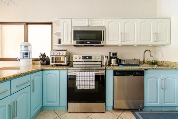 Newly renovated 2 bedroom condo close to Tamarindo