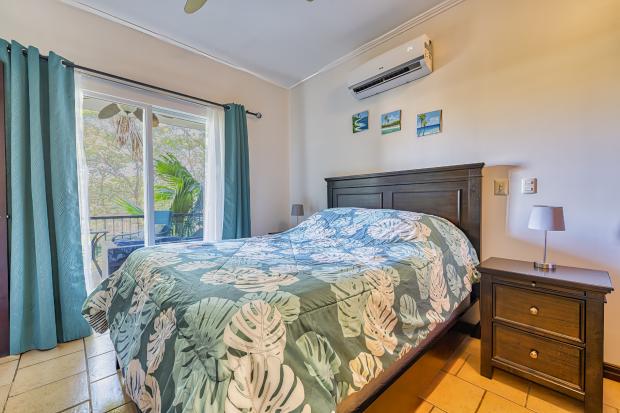 Surfside Towers Condo, Unit 304: Walk to beach