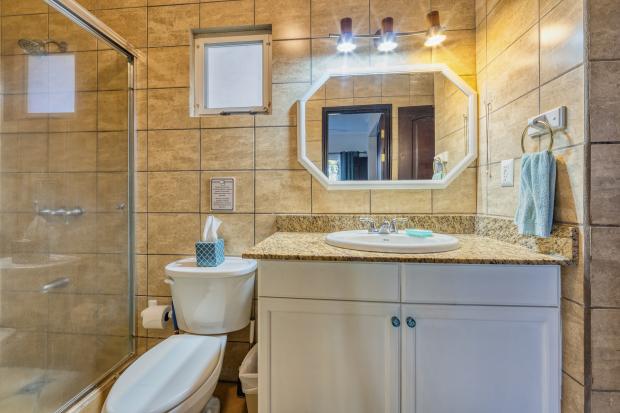 Surfside Towers Condo, Unit 304: Walk to beach