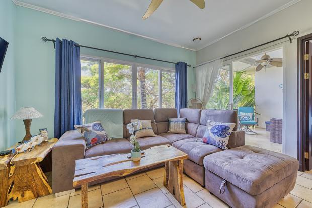 Surfside Towers Condo, Unit 304: Walk to beach