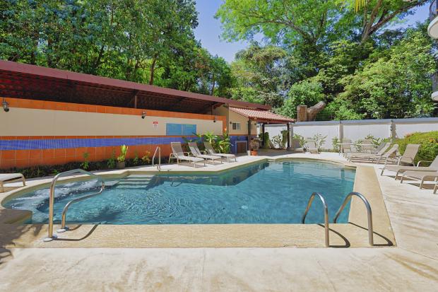 Surfside Towers Condo, Unit 304: Walk to beach