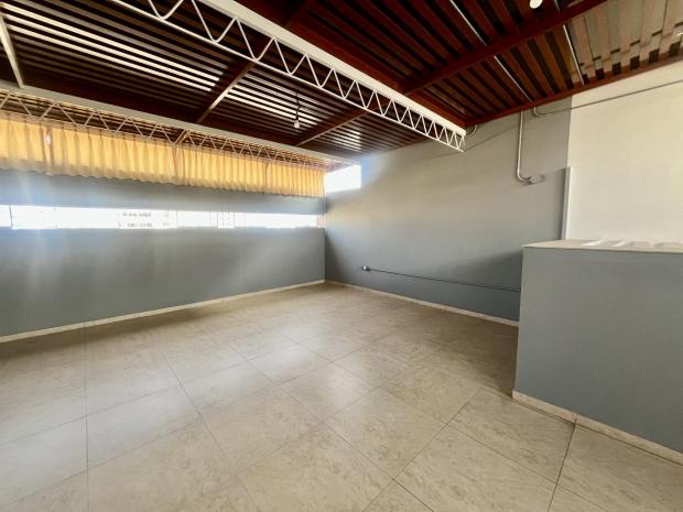 UNFURNISHED DUPLEX MIRAFLORES 3 BED 2 BATHS  FOR SALE