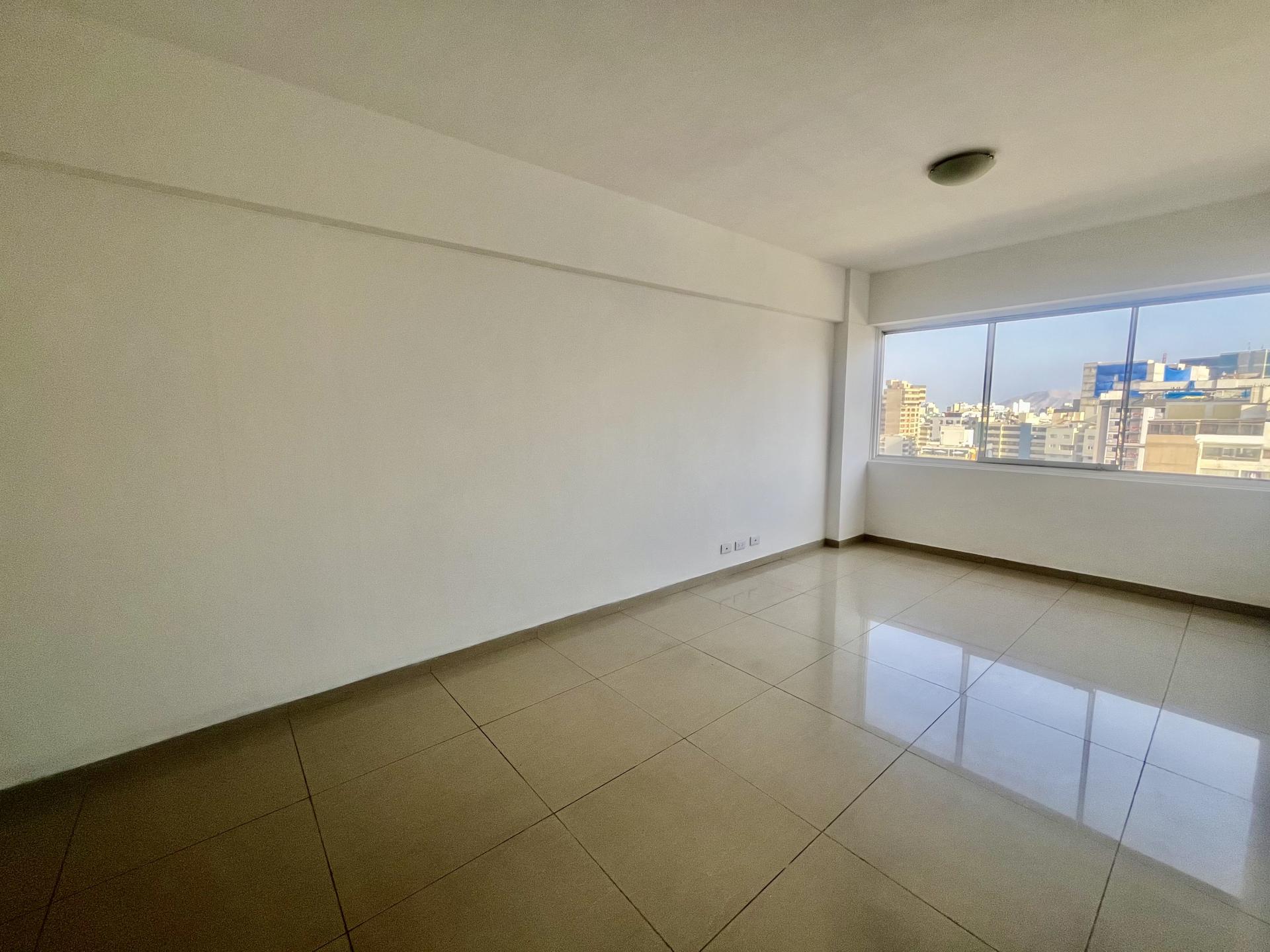 DUPLEX SIN AMOBLAR MIRAFLORES 3 HAB 2 BAÑOS EN VENTA