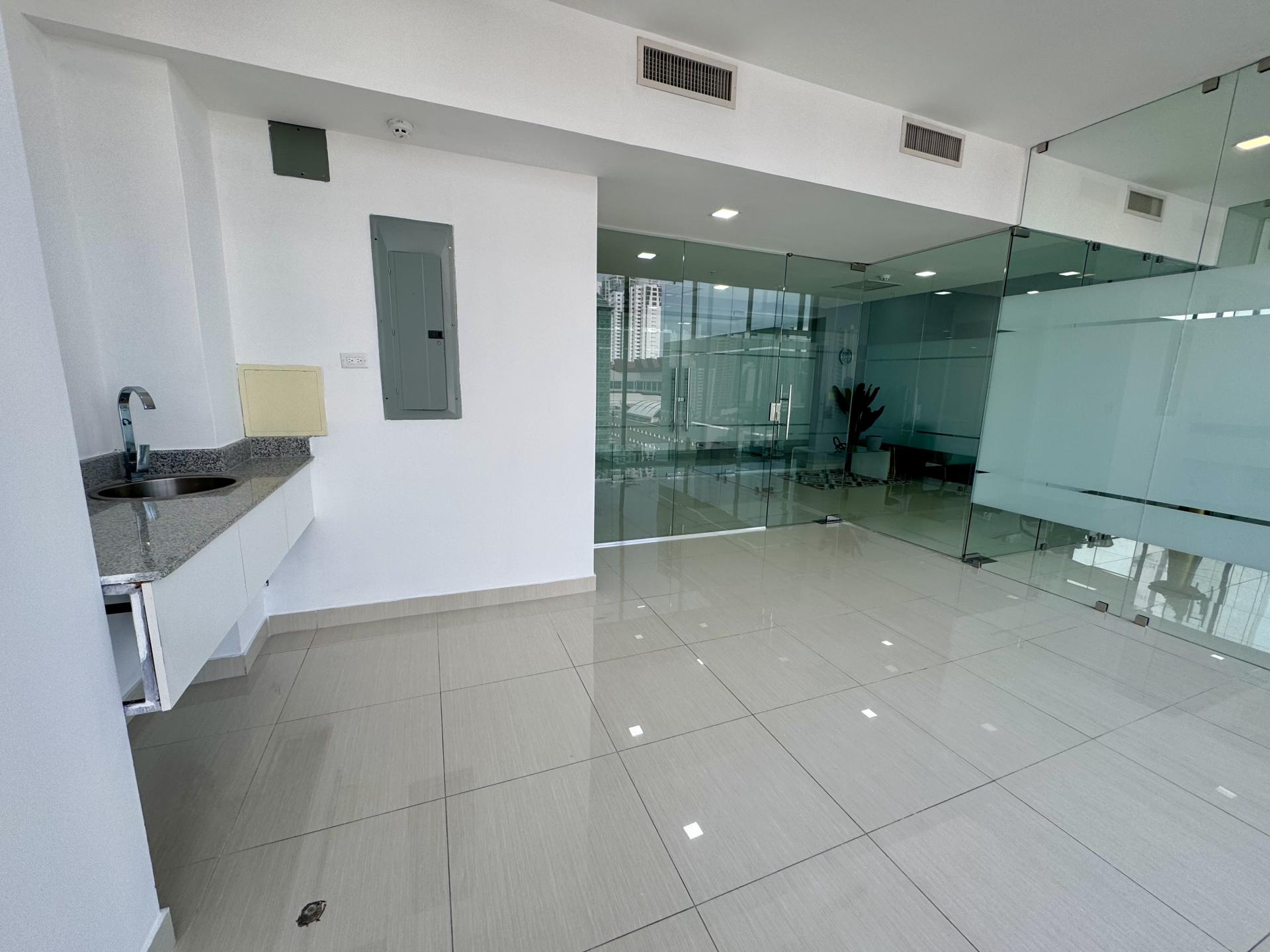 RBS TOWER, PANAMA, OFICINA 1005 C
