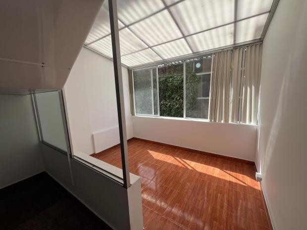 SMALL OFFICE RENTAL 15M2 MIRAFLORES  IN FRONT KENNEDY PARK