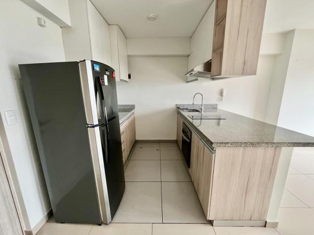 APPARTEMENT NON MEUBLÉ 1CHAMBRE 1BA VIA EXPRESA VISTORIA LINCE PISO ALTO