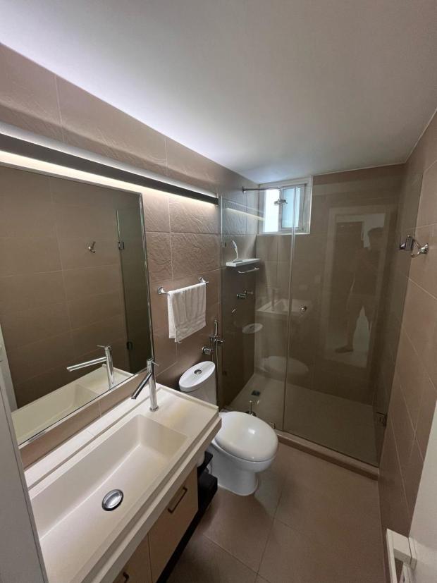 APPARTEMENT SPACIEUX DANS UN EMPLACEMENT STRATÉGIQUE – PH TWIN TOWERS, MARBELLA