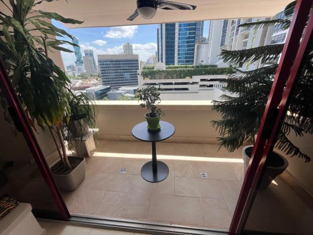 APPARTEMENT SPACIEUX DANS UN EMPLACEMENT STRATÉGIQUE – PH TWIN TOWERS, MARBELLA
