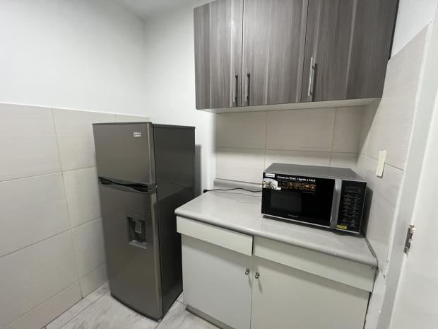 OFFICE RENTAL NEAR PARQUE KENNEDY 3 ROOMS 1 BATH MIRAFLORES