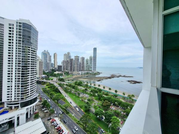 Bayfront Tower Furnished 1BR Apartment with Balcony & Bay Views