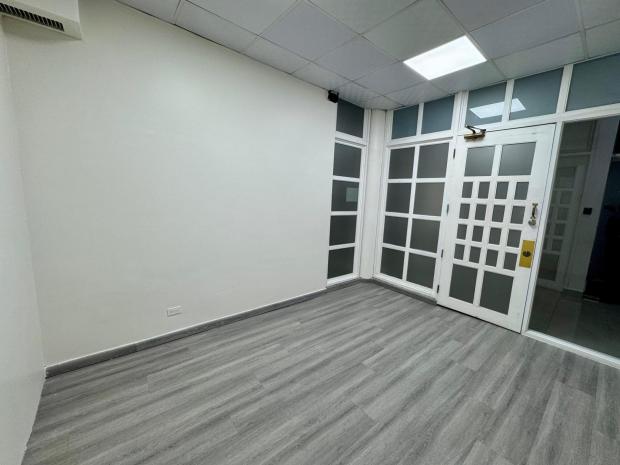 OFFICE  ON THE FIRST FLOOR OF PLAZA PAITILLA, IDEAL FOR A SHOWROOM OR OFFICE