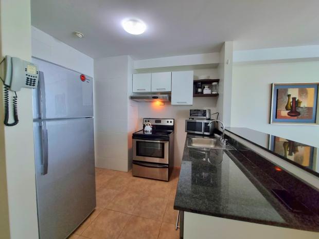 Ocean View Apartment in Balboa Ave. Bayfront Tower, 1BR, 1.5 BA