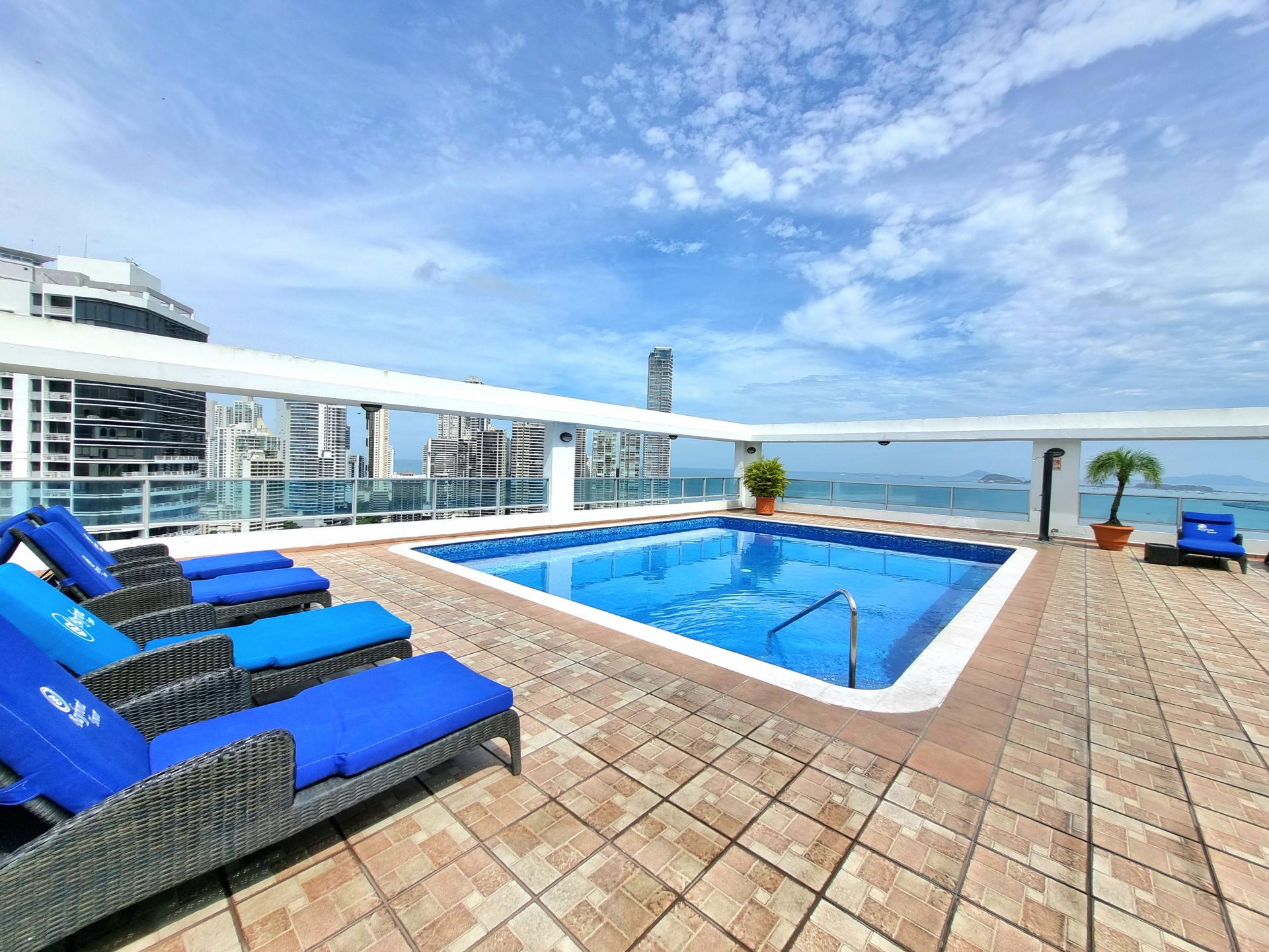 Ocean View Apartment in Balboa Ave. Bayfront Tower, 1BR, 1.5 BA