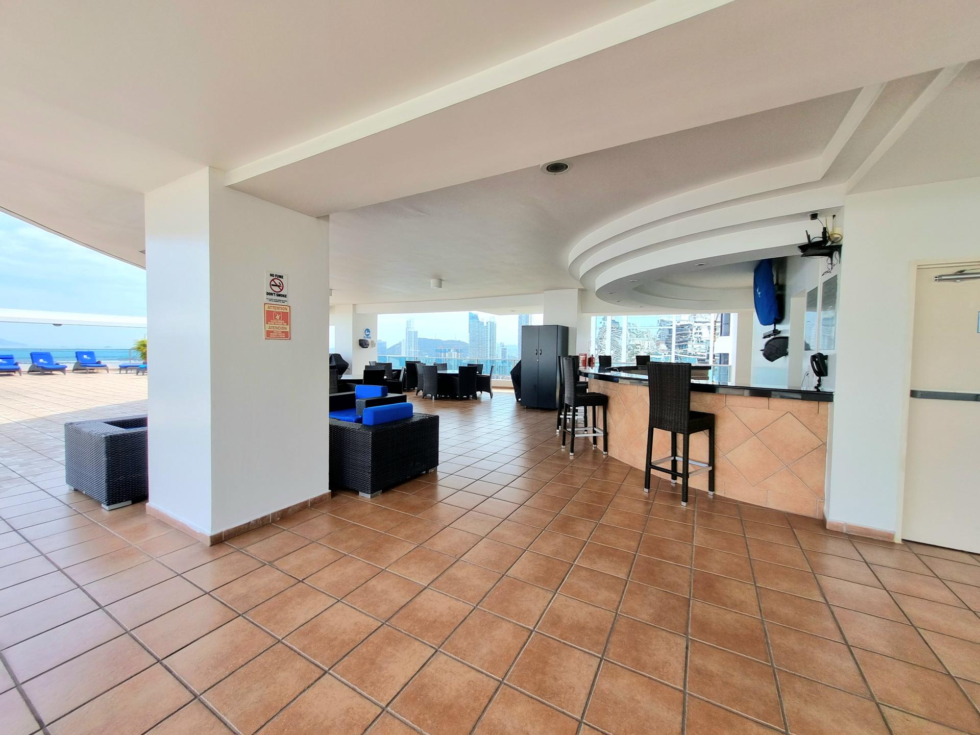 Ocean View Apartment in Balboa Ave. Bayfront Tower, 1BR, 1.5 BA