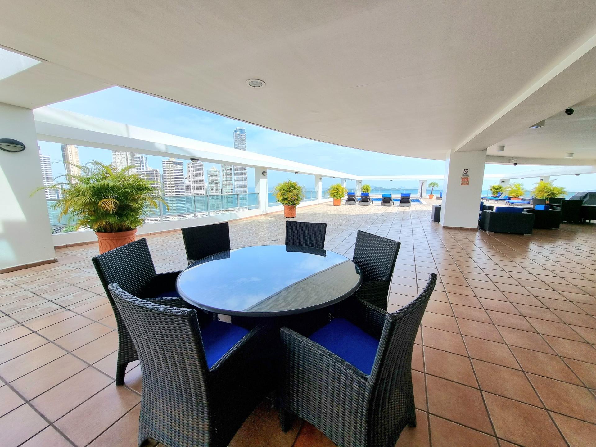 Ocean View Apartment in Balboa Ave. Bayfront Tower, 1BR, 1.5 BA
