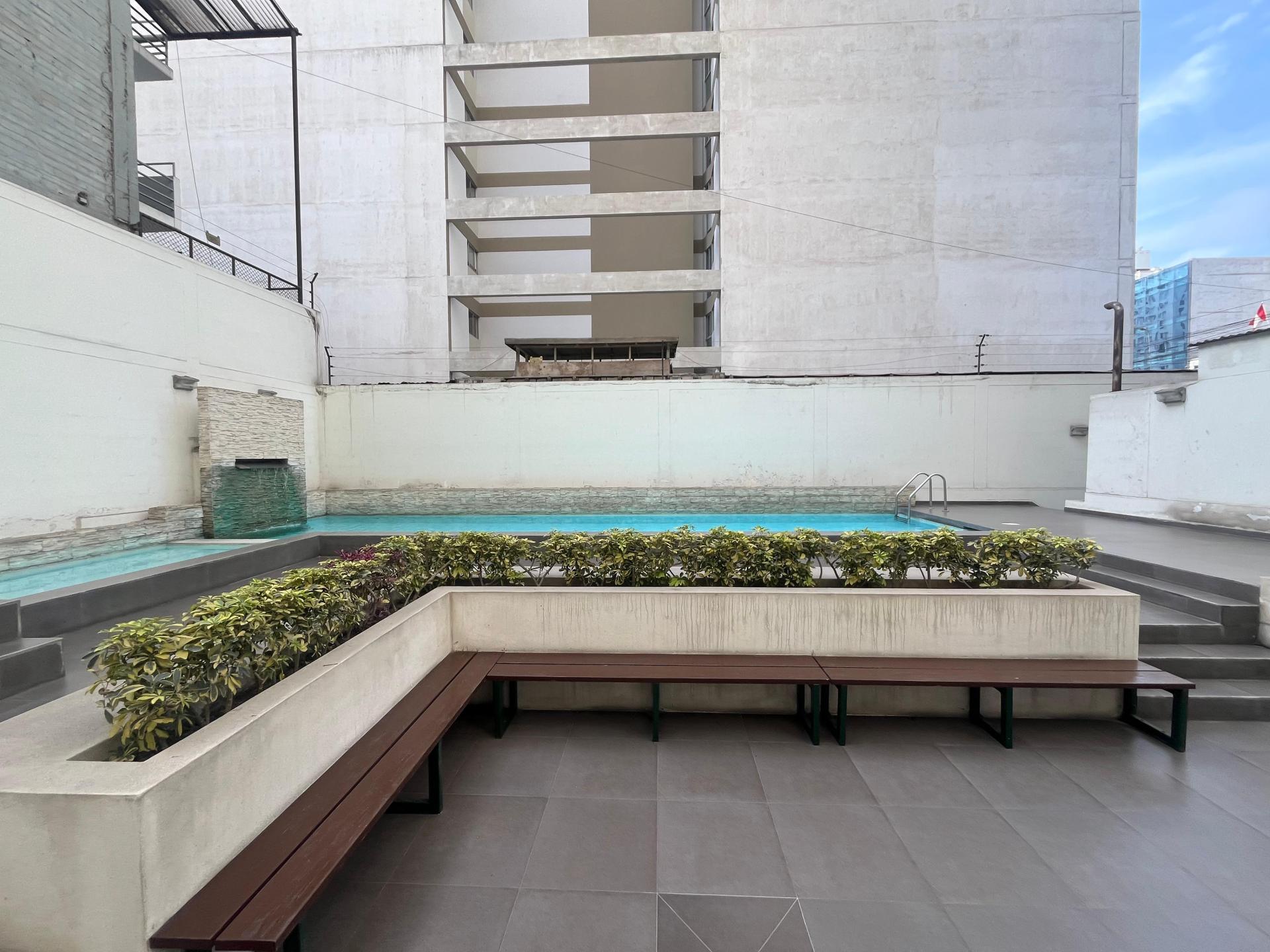 LIMA LINCE MODERNO APARTAMENTO EN ALQUILER 1 HABITACIÓN 1 BAÑO PISO ALTO