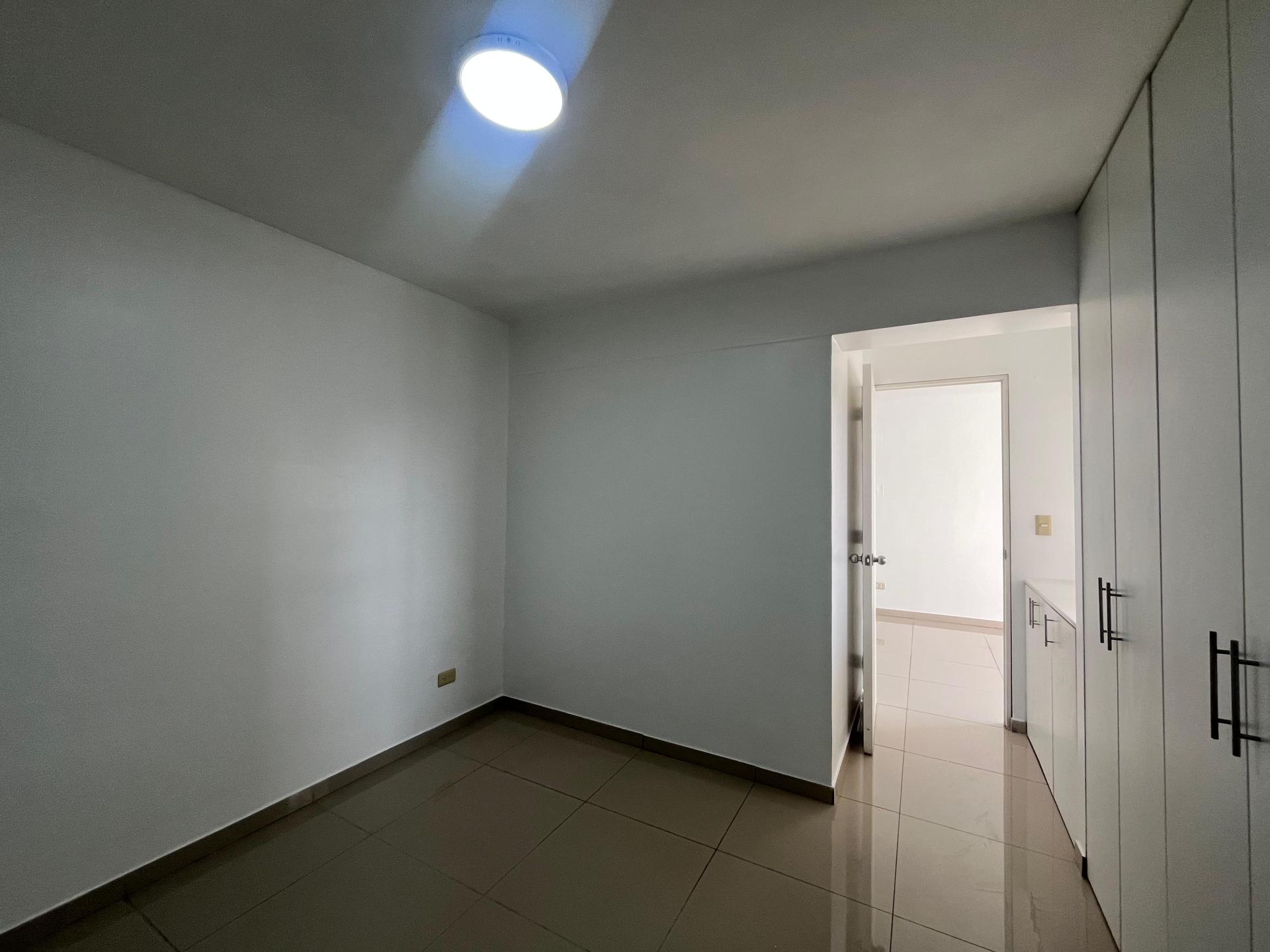 LIMA LINCE MODERNO APARTAMENTO EN ALQUILER 1 HABITACIÓN 1 BAÑO PISO ALTO