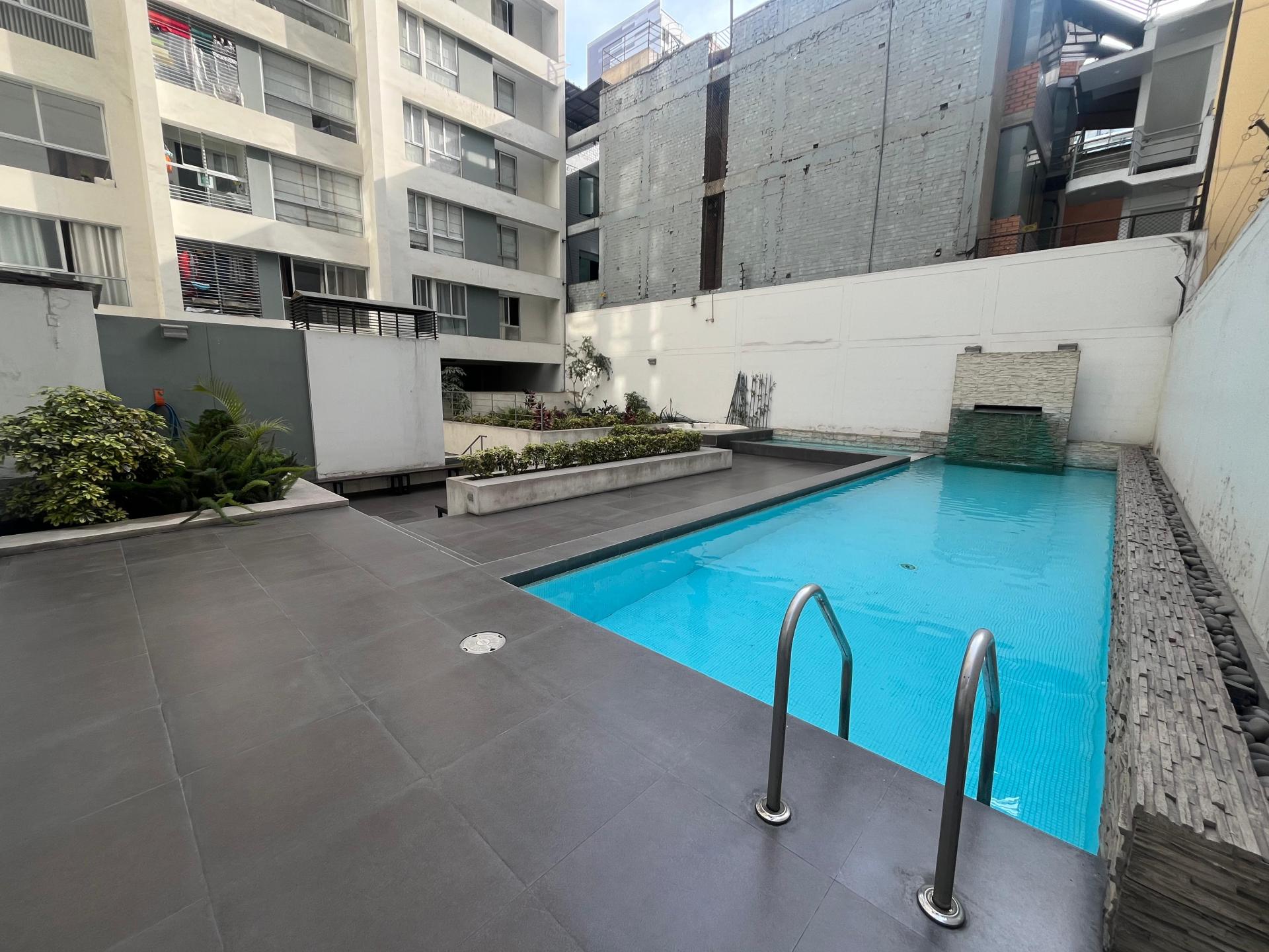 LIMA LINCE MODERNO APARTAMENTO EN ALQUILER 1 HABITACIÓN 1 BAÑO PISO ALTO