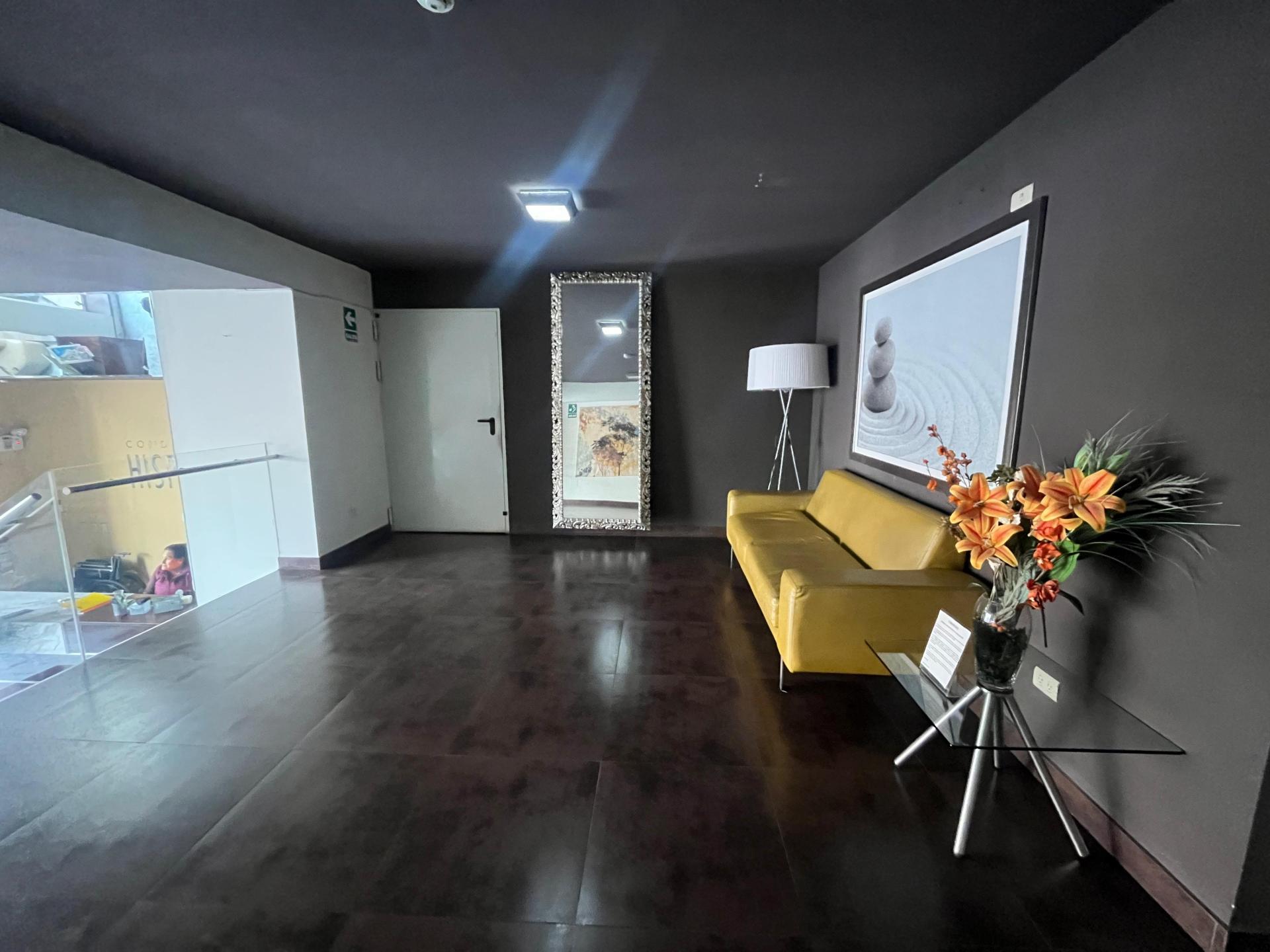 LIMA LINCE MODERNO APARTAMENTO EN ALQUILER 1 HABITACIÓN 1 BAÑO PISO ALTO